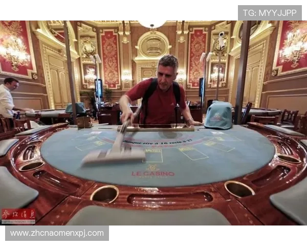 澳门皇家赌场图片高清展示：领略澳门最著名赌场的壮丽建筑与内部布局